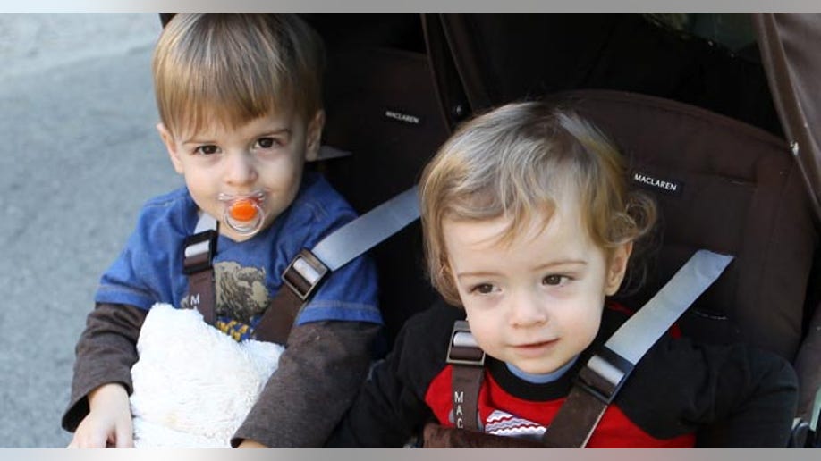 86c5c1f6-Charlie Sheen, Brooke Mueller