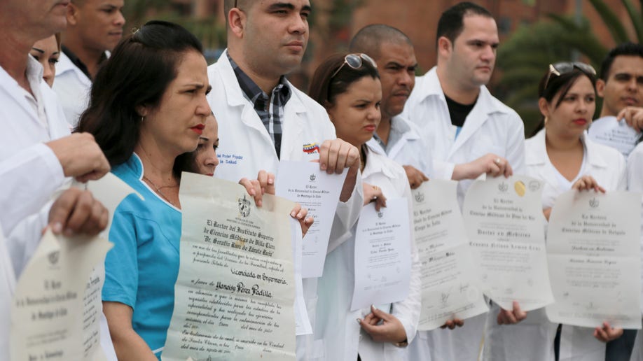 Colombia Cuban Doctors