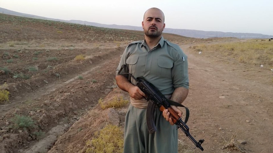 818c6f7a-Europe Kurdish Fighter