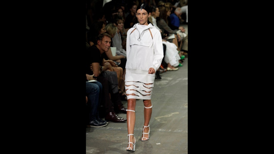 9d8a158b-Fashion Alexander Wang Spring 2013