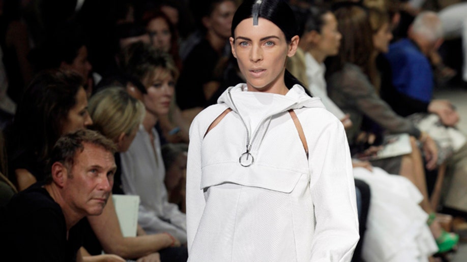 23905cad-Fashion Alexander Wang Spring 2013