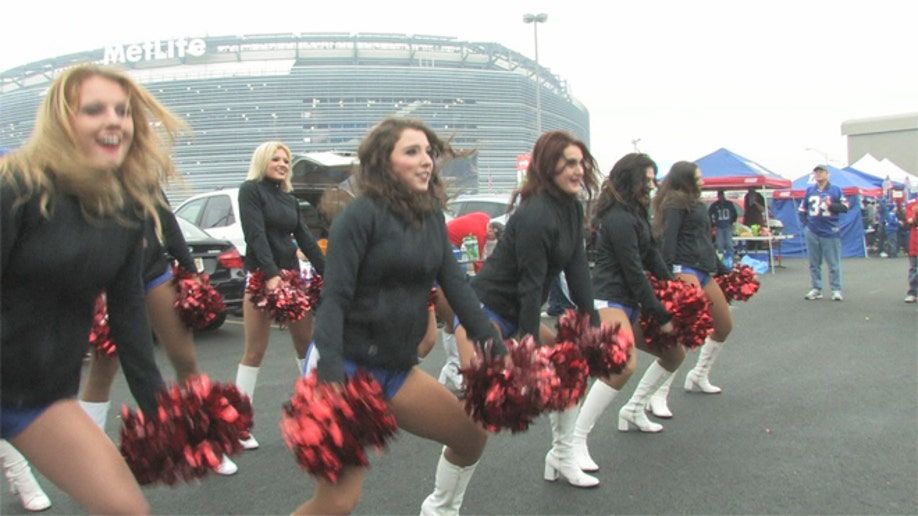 NY UnOfficials Cheerleaders, Gotham City Cheerleaders Bucs …