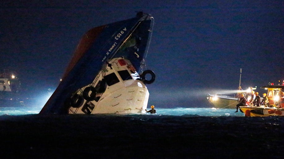 d93888d5-Hong Kong Ferry Collision