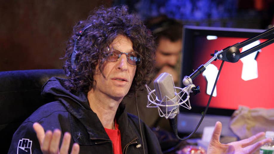 7d686166-HOWARD STERN