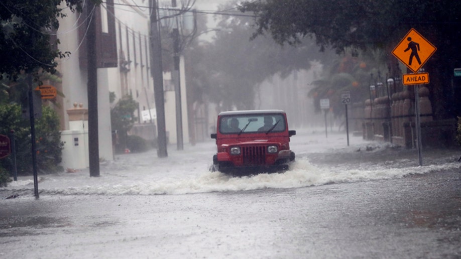 847d4384-Hurricane Matthew Florida