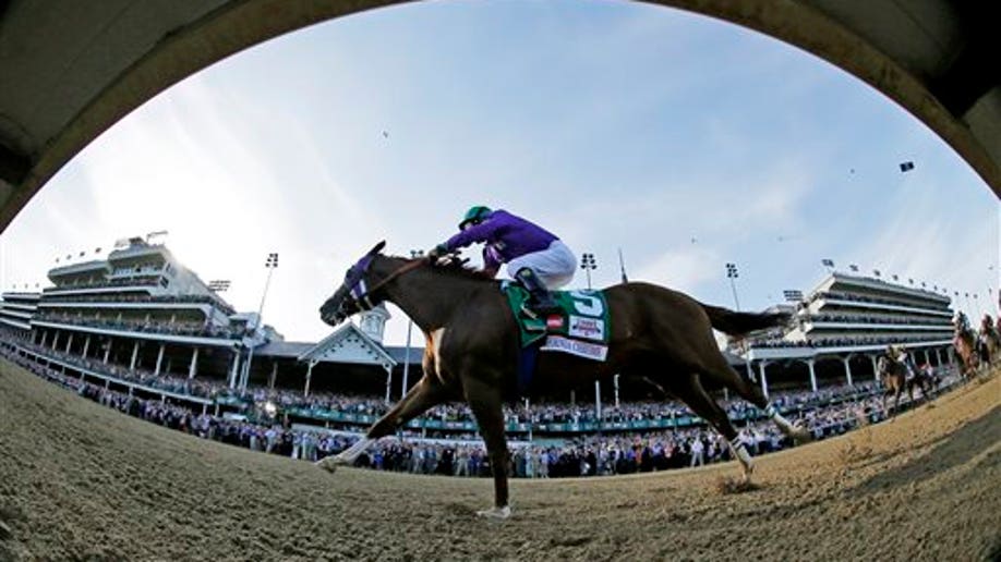 fe1f82b1-APTOPIX Kentucky Derby Horse Racing