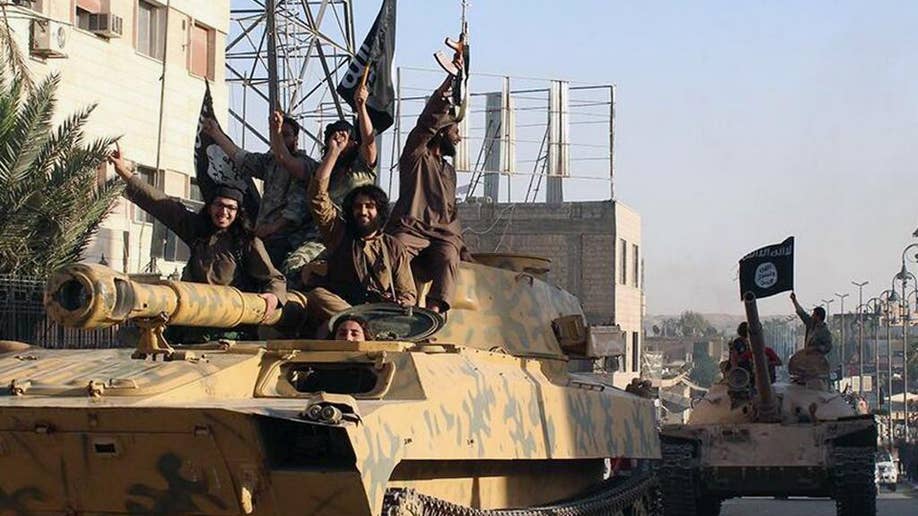 Sumber AP: ISIS, cabang al-Qaeda setuju untuk berhenti berperang, bekerja sama di Suriah