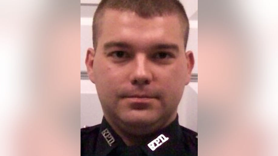Kentucky Police Officer Dies Two Days After Being Shot During Manhunt Fox News