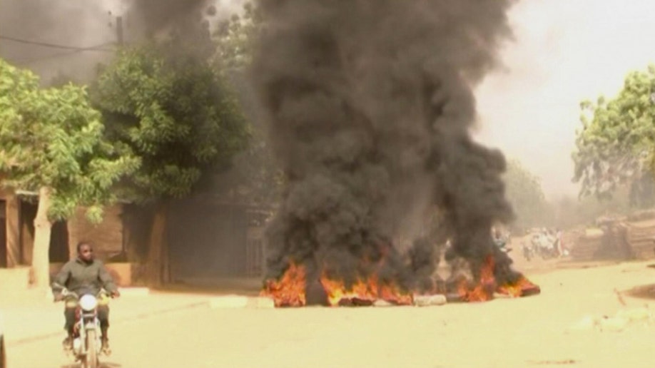 70b40eb8-Niger France Protests