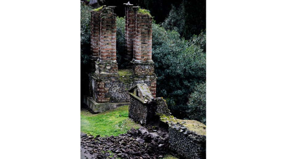 76d8a74d-Italy Pompeii