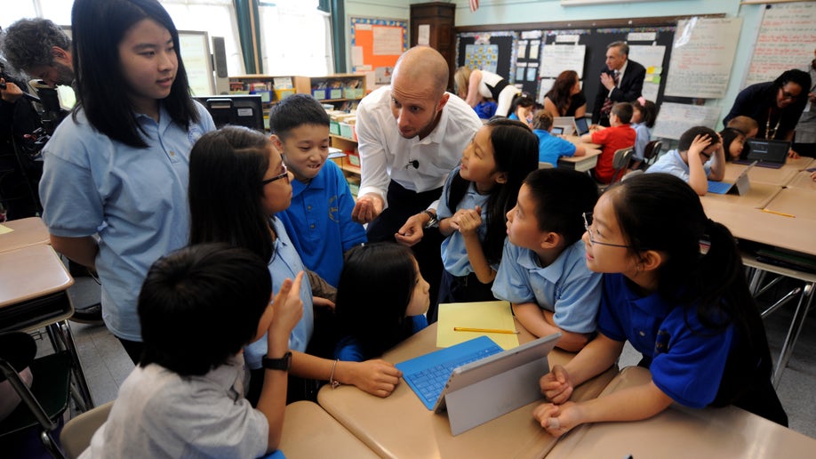 Us Teachers Nowhere Near As Diverse As >> Nearly Half Of U S Public School Students Are Minorities Teachers Us Teachers Nowhere Near As Diverse As >> Nearly Half Of U S Public School Students Are Minorities Teachers