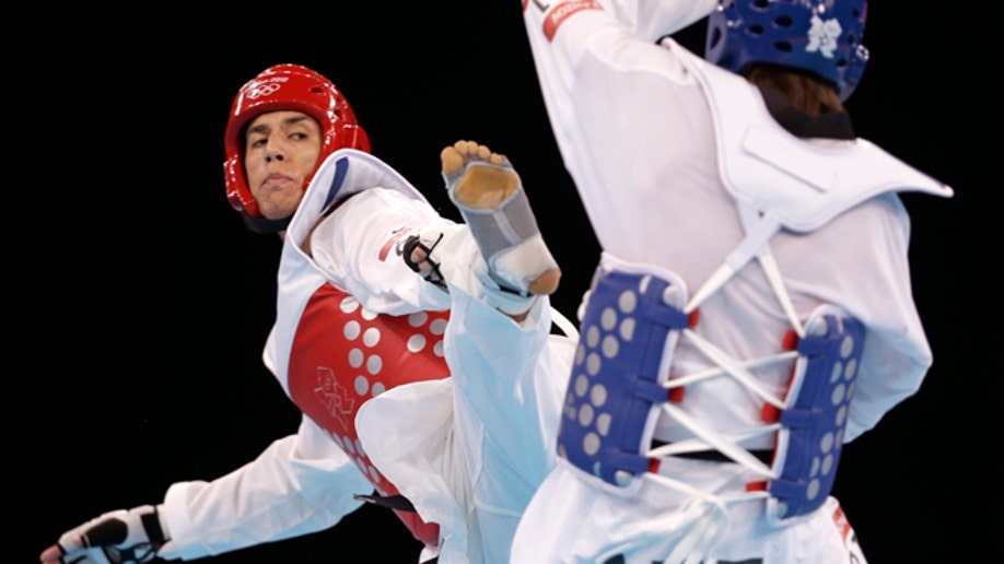 f755996e-London Olympics Taekwondo Men