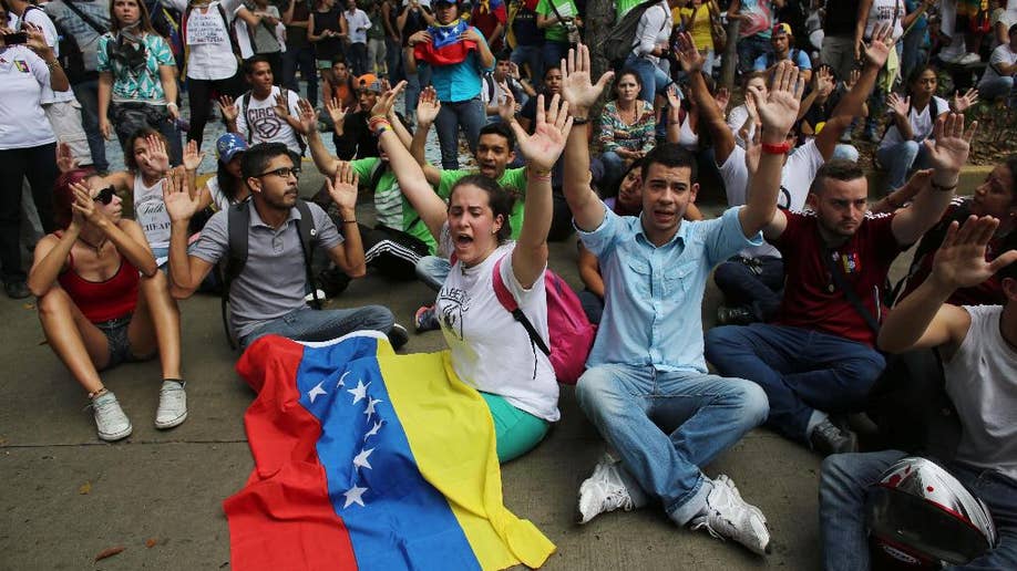 Violent Demonstrations Return To Venezuela On One-year Anniversary Of ...