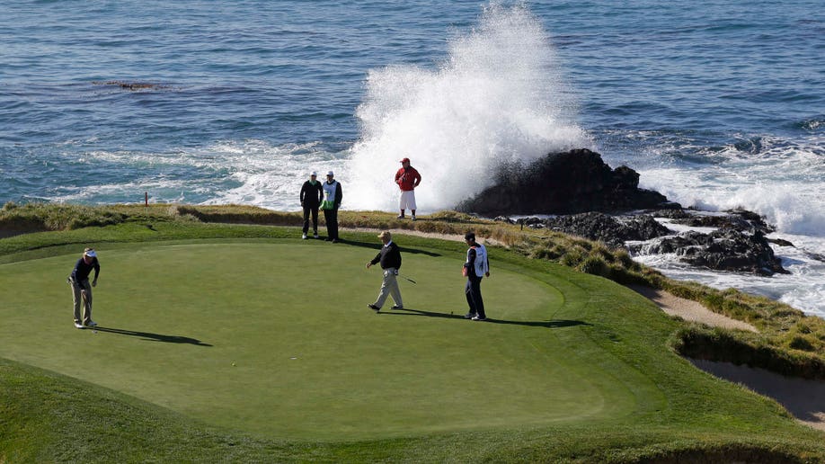 632c293e-Pebble Beach Golf