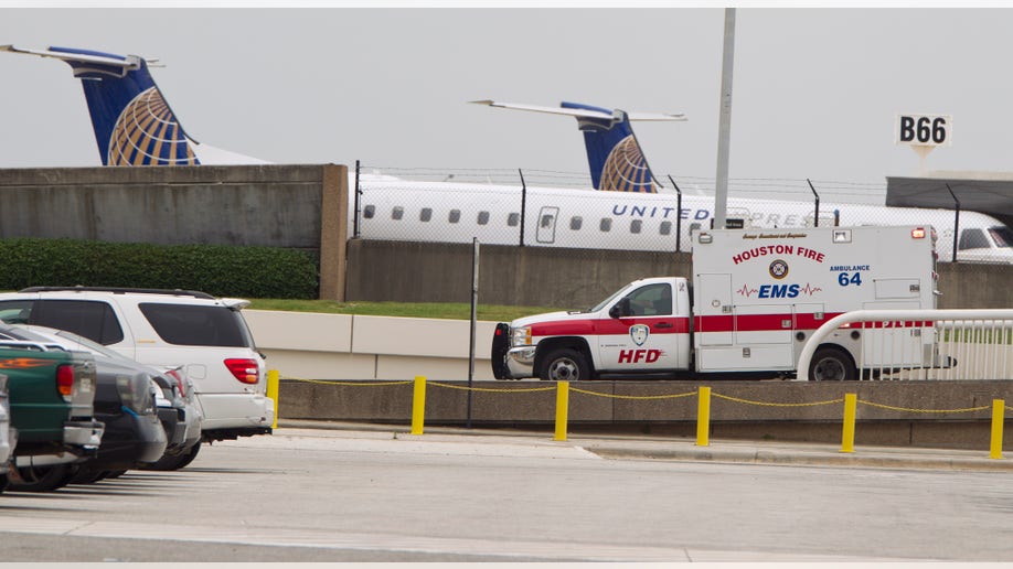 667cf9b8-Houston Airport Shooting