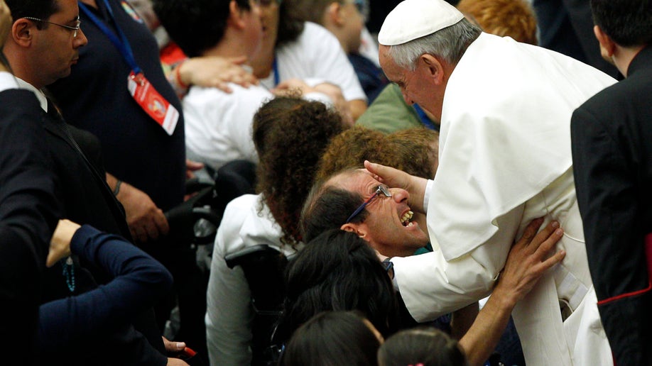 f2f15682-Vatican Pope