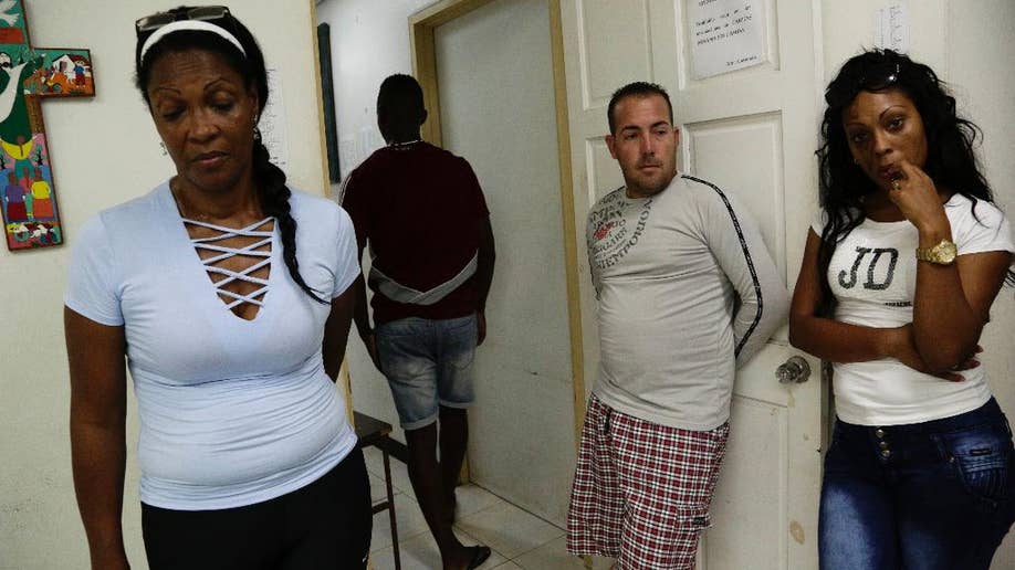 US policy change on Cuban migrants leaves many stranded