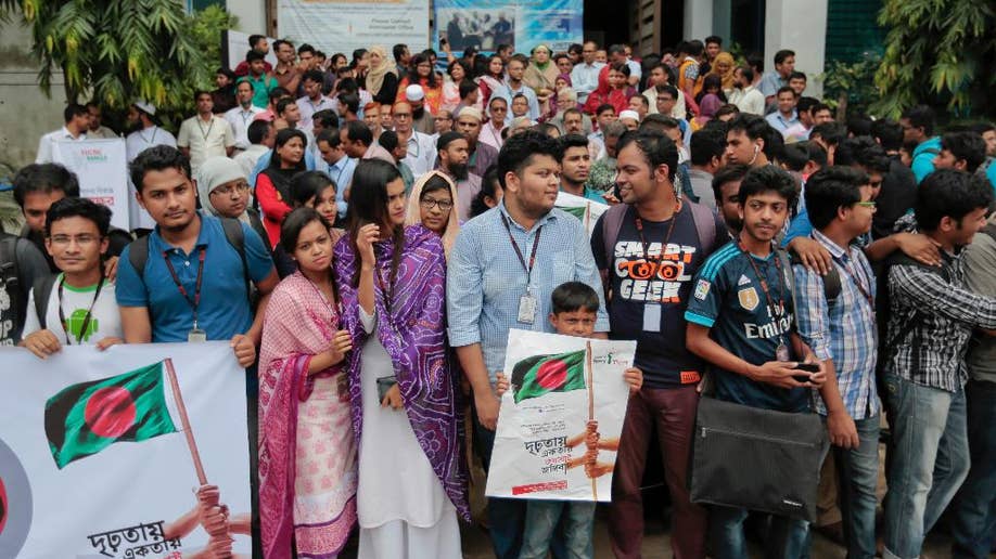 Students In Bangladesh Protest Rise Of Islamic Extremism | Fox News