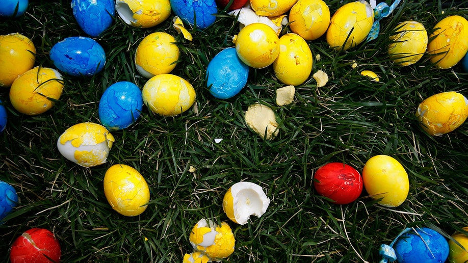 73831131CS018_Laura_Bush_Ho