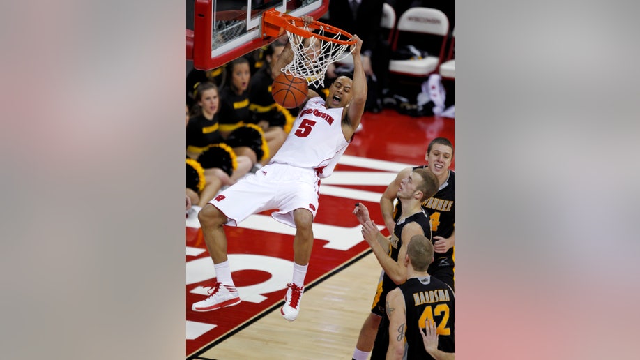 5924d9b4-Milwaukee Wisconsin Basketball