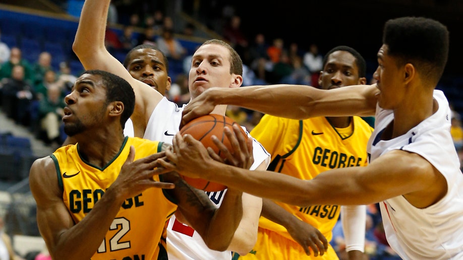 fff1be31-George Mason Richmond Basketball