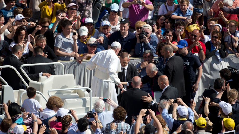 b81d57e6-Vatican Pope