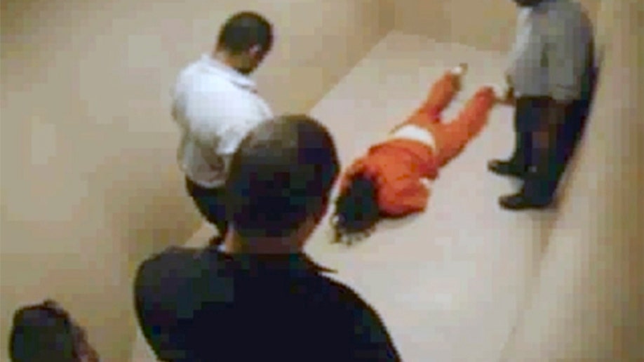 6cb49a8c-Inmate Death Video
