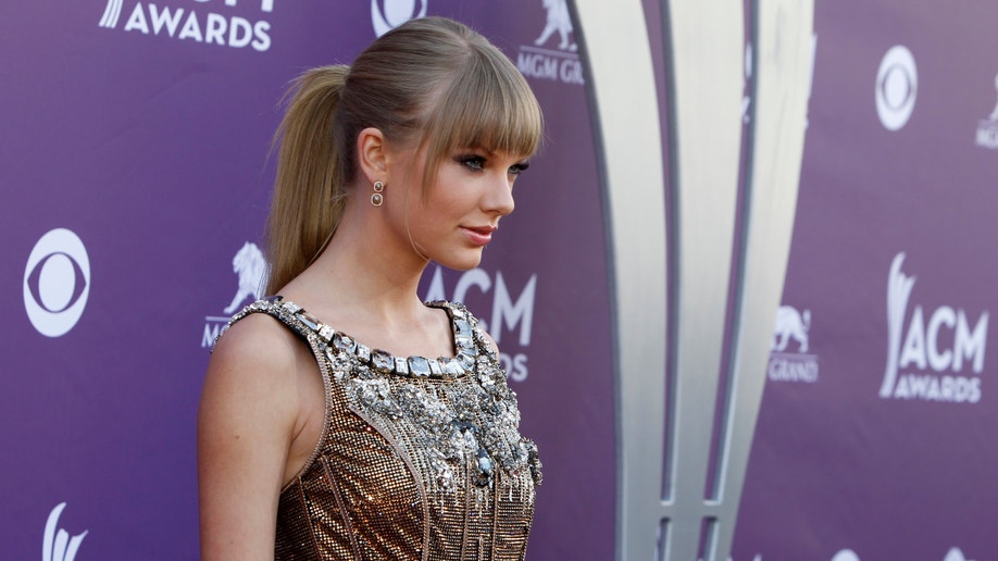 ACM Awards: Miranda Lambert, Luke Bryan, Taylor Swift shine - Washington  Times