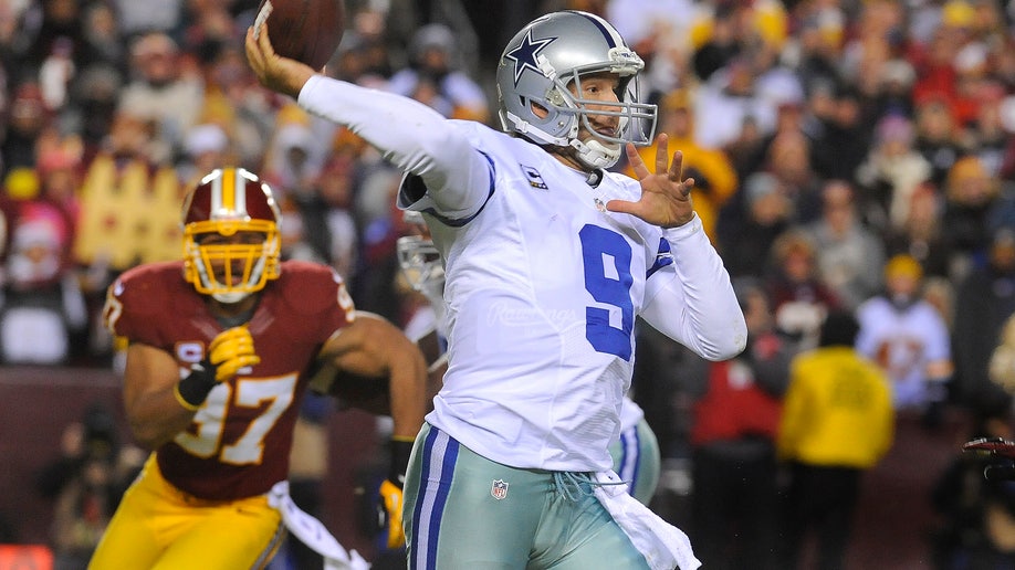 2795e570-Cowboys Romo Role Football