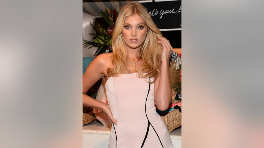 Victorias Secret Angel Elsa Hosk Throws The First Pitch At A