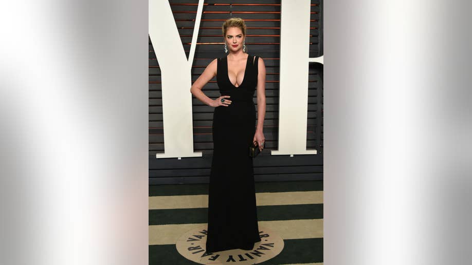kate upton black dress Curvy Kate Upton says she was told to lose weight