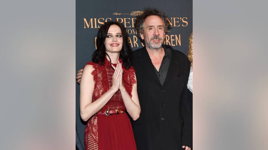 PICS: Eva Green Stuns in Sheer Lace Gown at NYC Film Premiere | Fox News