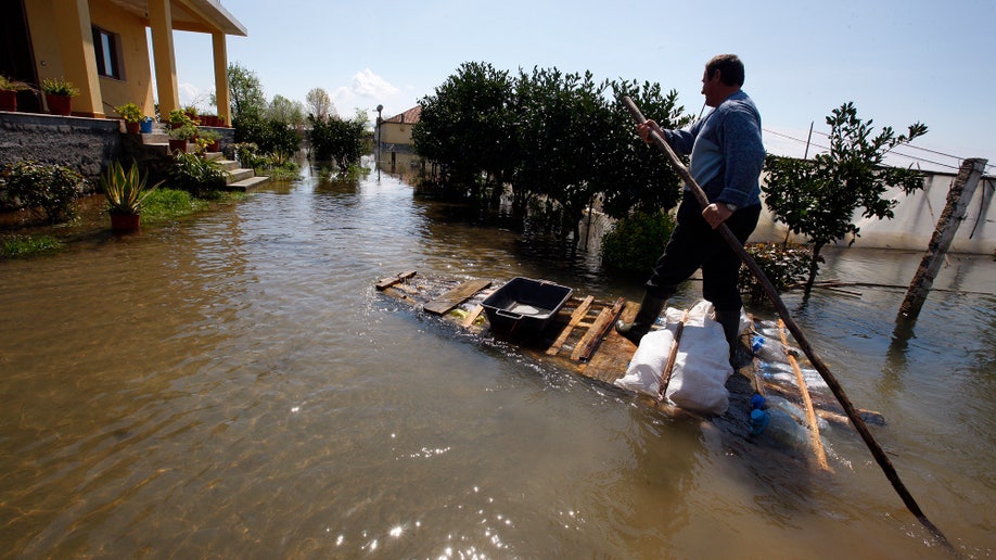 ba2e73cd-Albania Flooding