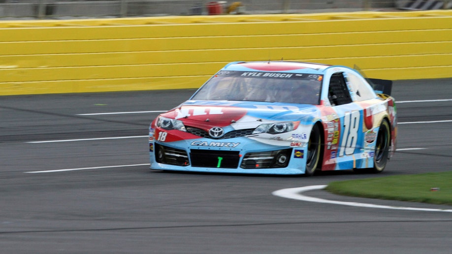 cac914ac-NASCAR Charlotte Snapped Cable Auto Racing