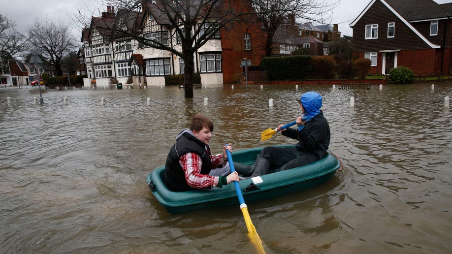3f57bfcf-Britain Floods