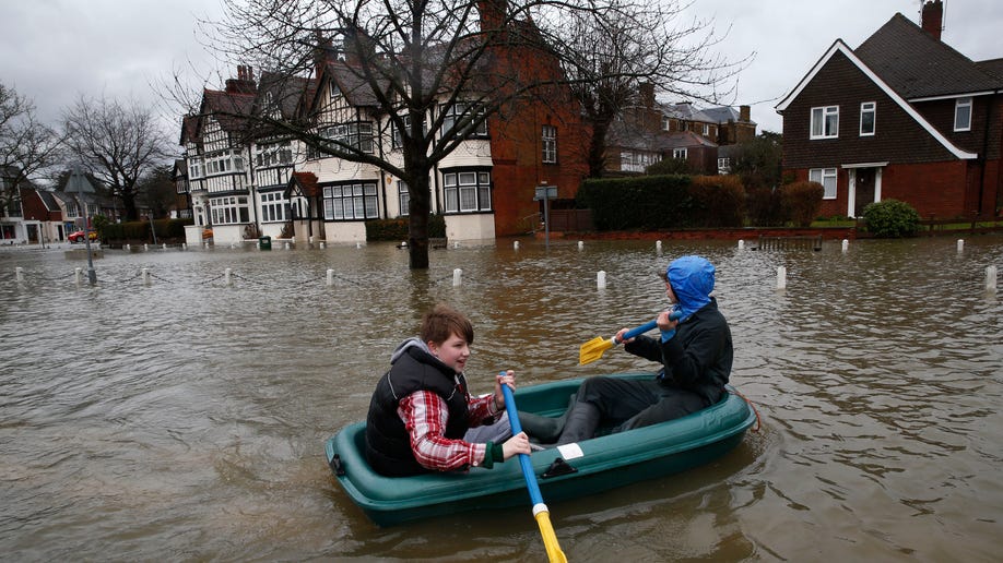 3f57bfcf-Britain Floods