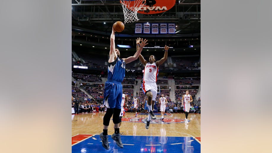 89917804-Timberwolves Pistons Basketball