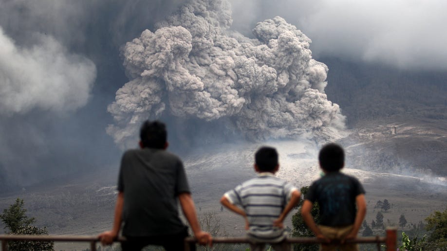 APTOPIX Indonesia Volcano Erupts