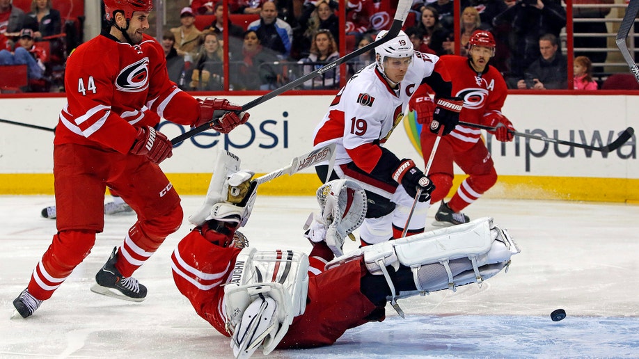 4214bd47-Senators Hurricanes Hockey