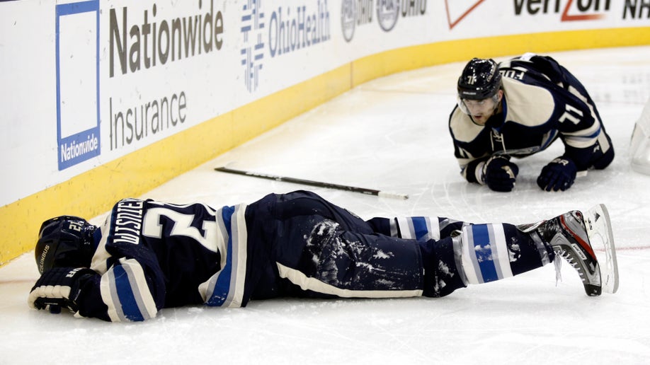 8a4869d2-Red Wings Blue Jackets Hockey