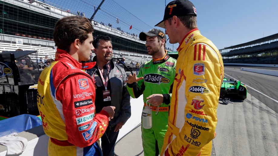 78a0edba-IndyCar Indy 500 Auto Racing