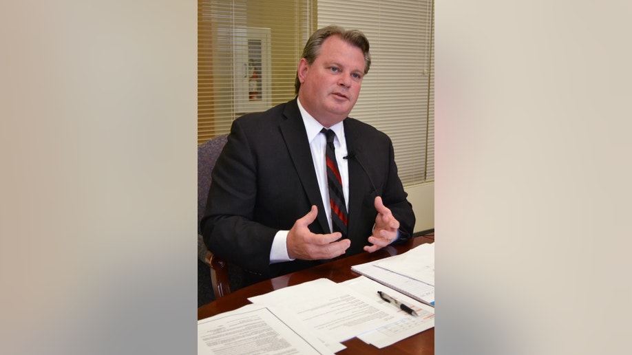 d0323803-Corrections Director Killed