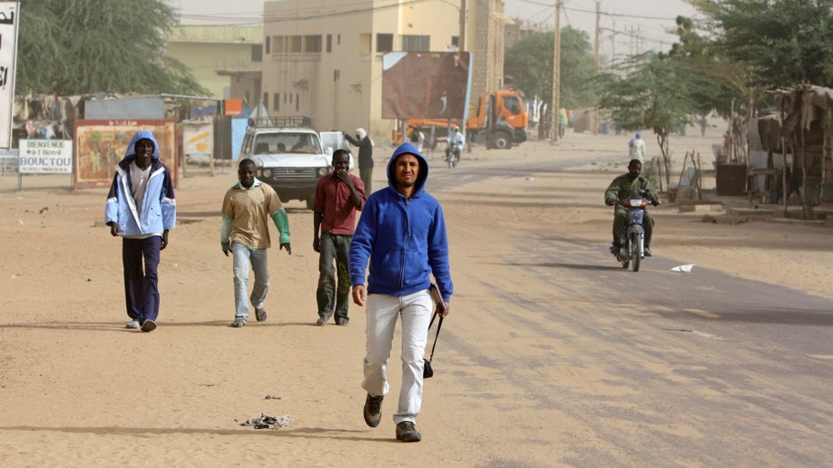 435f1021-Mali Timbuktu Coming Home