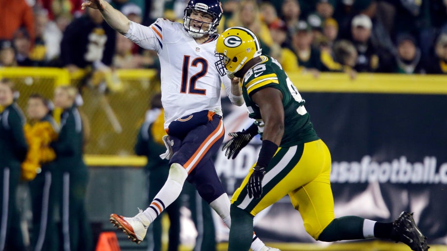 ffbf0cbc-Bears Packers Football