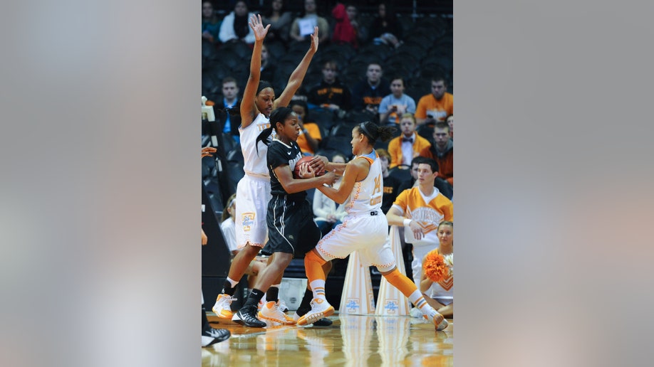 c766a179-Oakland Tennessee Basketball