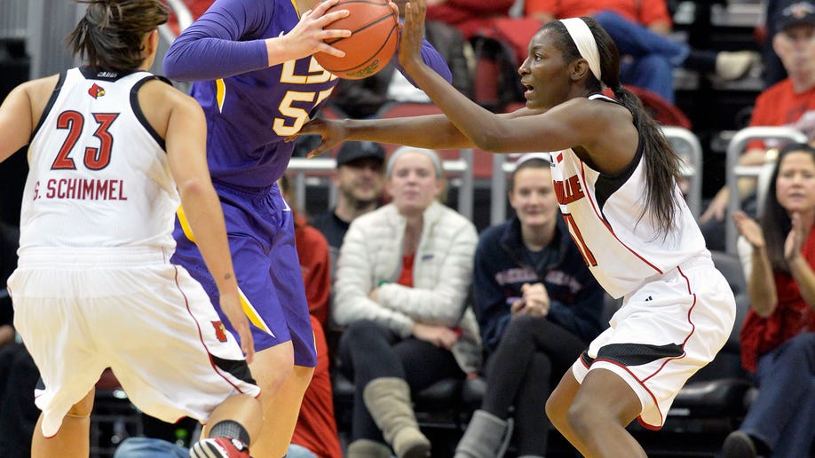 LSU Louisville Basketball