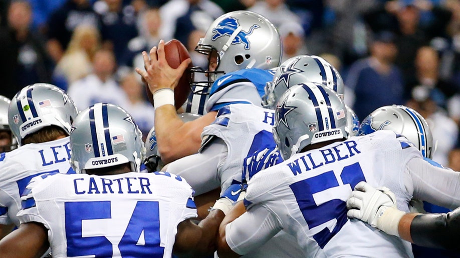 5f369244-Cowboys Lions Football