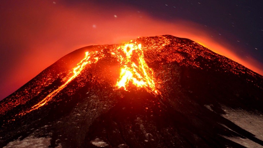 c0889a8a-Chile Volcano Eruption