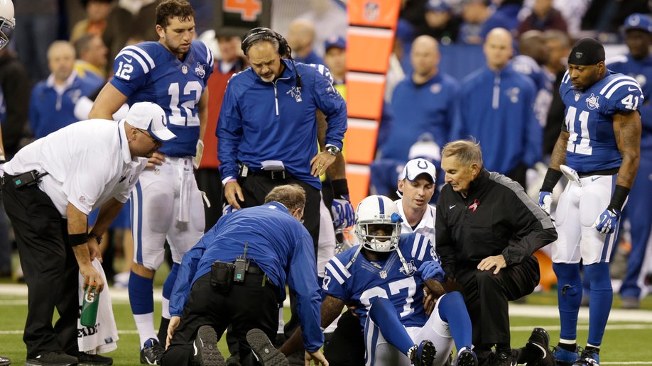 e439f003-Broncos Colts Football