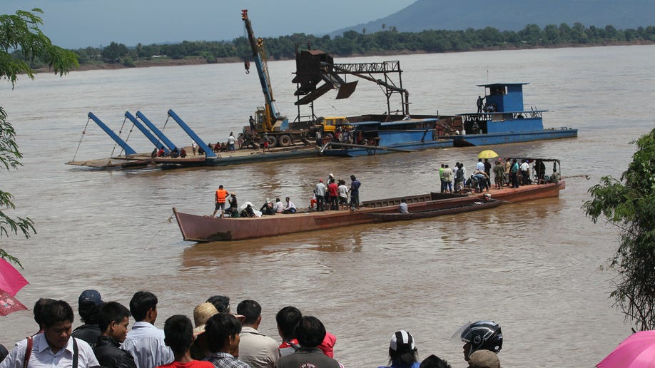 88b73a99-Laos Plane Crash